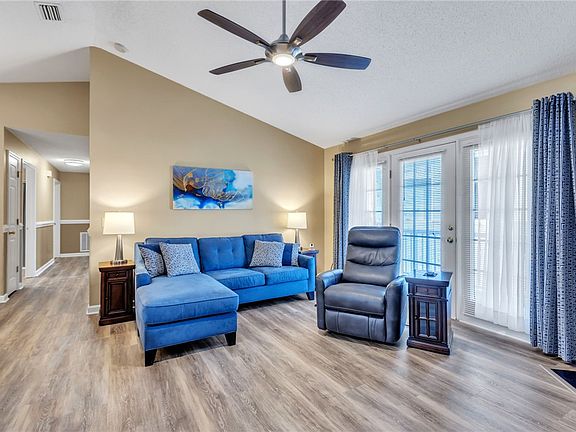 5th image of 706 Pelham Square Way