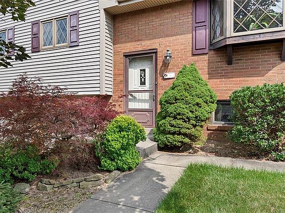 3rd image of 2830 Oneill Dr
