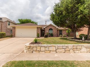 122 Melody Cir, Cedar Hill, TX 75104