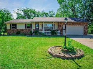11532 Lela Ave NW, Uniontown, OH 44685
