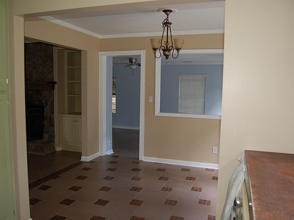 5th image of 3566 Vinyard Way