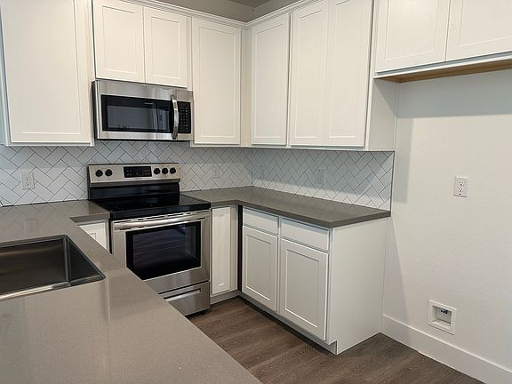 3rd image of 835 Paul Quinn St Unit A