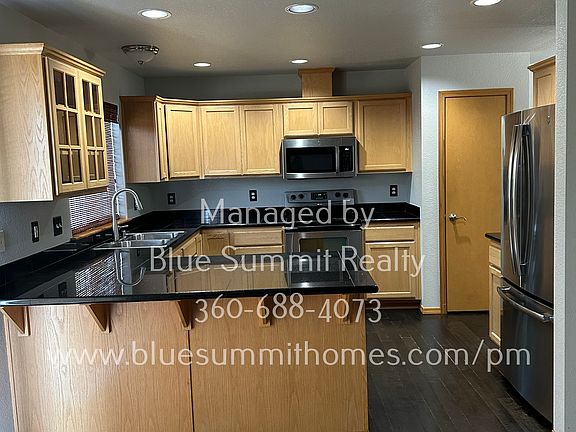 3rd image of 4119 Scoria Ln SE