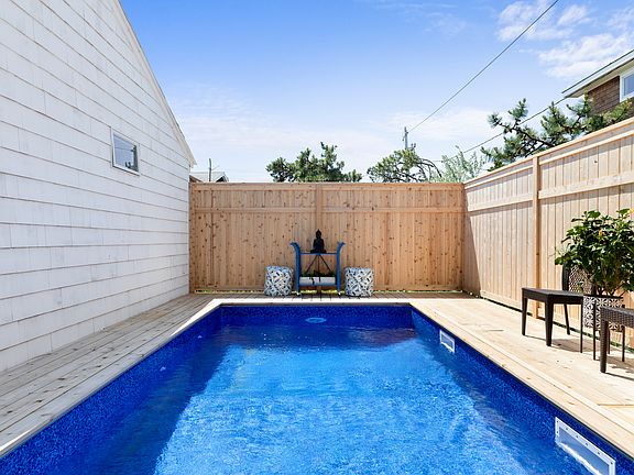 2nd image of 311 Wilmot Ocean