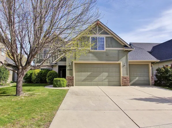 5256 W McMurtrey St, Meridian, ID 83646