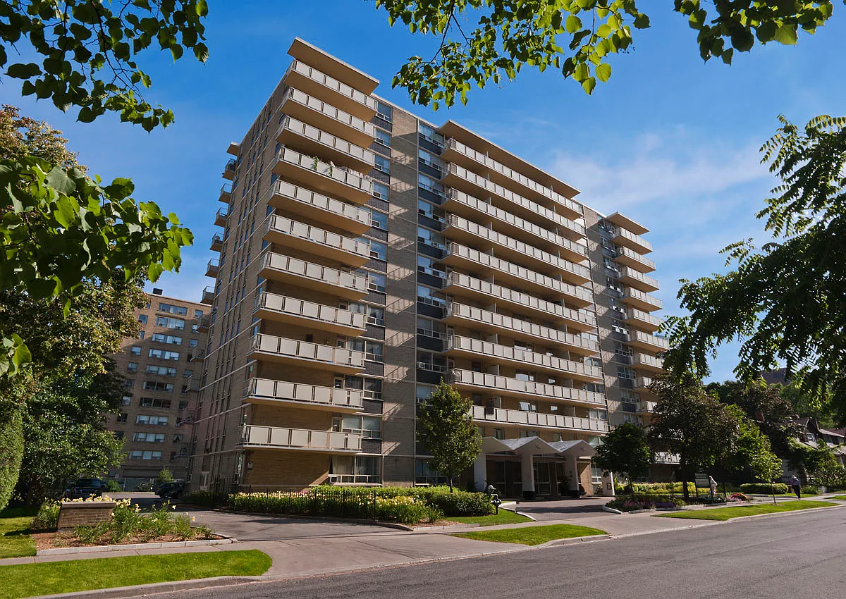 Belvedere Apartments — Photo 2