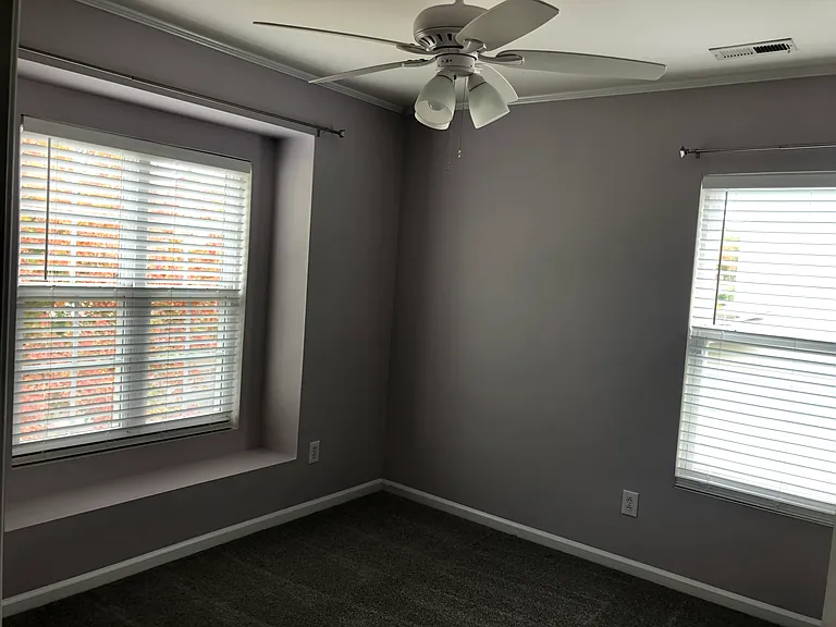 105 Palmdale Ct — Photo 6