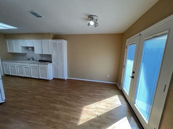 3rd image of 1322 Harbor Village Dr