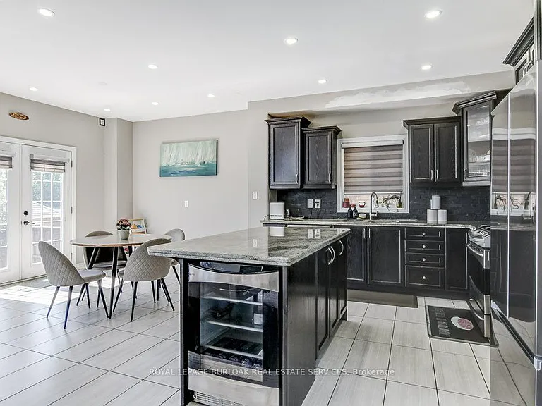 182 Fair St — Photo 13