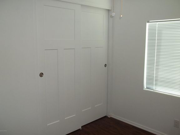 5th image of 647 S 7th Pl