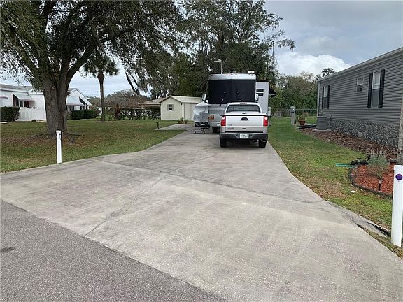 3rd image of 5106 N Shore Dr