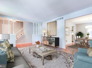 6130 Camelback Ln, Columbia, MD 21045