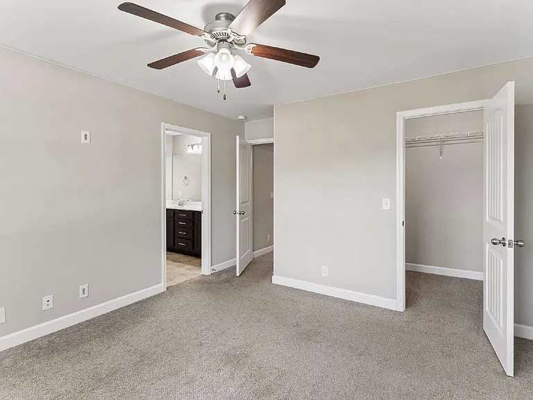 248 Rowlette Cir — Photo 20