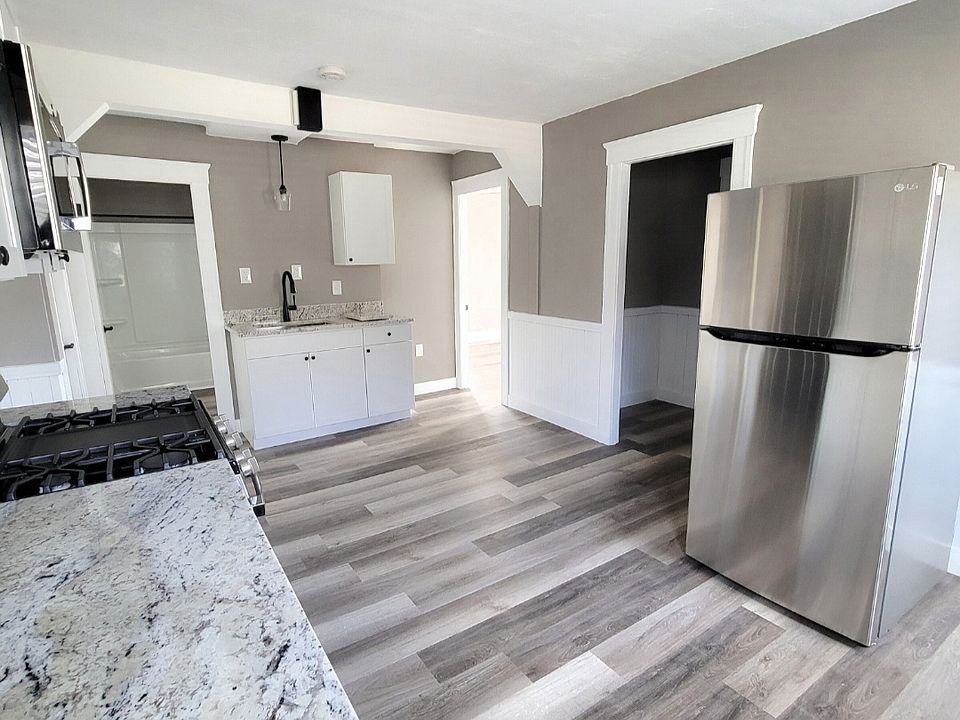 1st image of 23 Westfield St #3