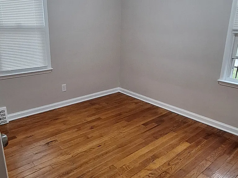 20457 Meyers Rd — Photo 6