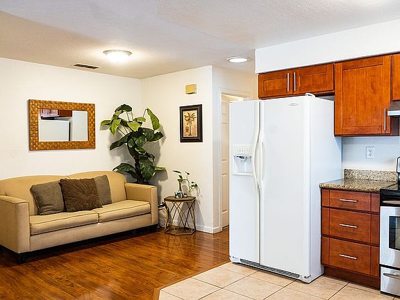 5th image of 145 El Dorado Dr