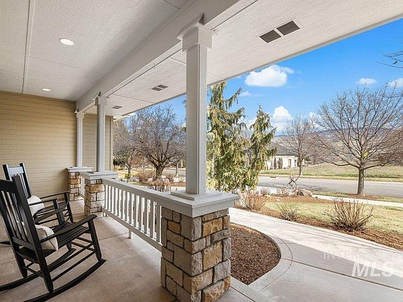 3rd image of 12803 N Schicks Ridge Rd