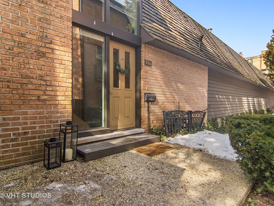 1st image of 586 W Russell St #10
