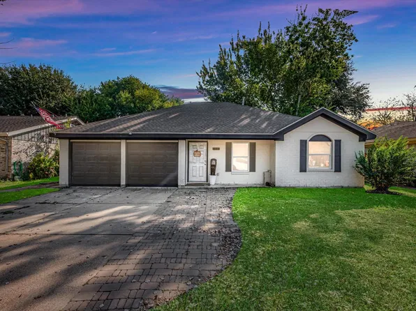 3441 Hickory Ln, Deer Park, TX 77536