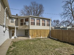 5609 Seward St APT B, Omaha, NE 68104