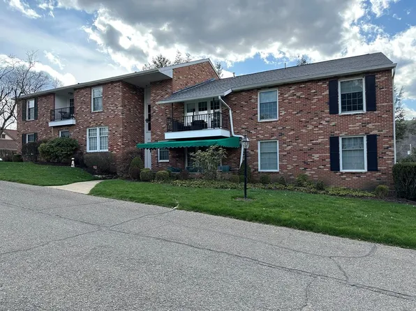 18 Williamsburg Circle, Wheeling, WV 26003