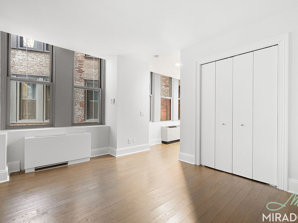 1st image of 15 Park Row APT 10C
