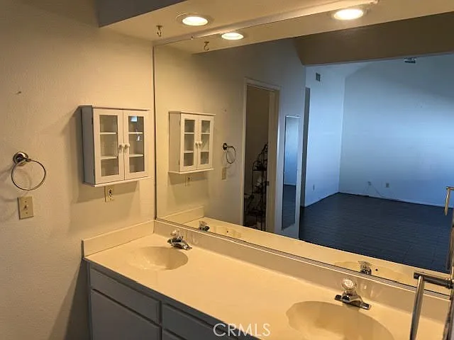 25671 Lawton Ave — Photo 13