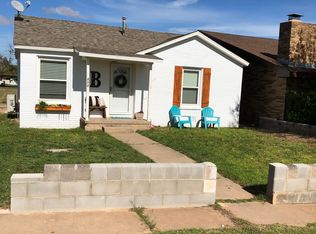 802 N Saint Boniface St, Stanton, TX 79782