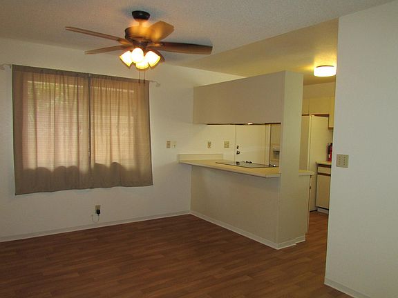 Dining Room w/new flooring