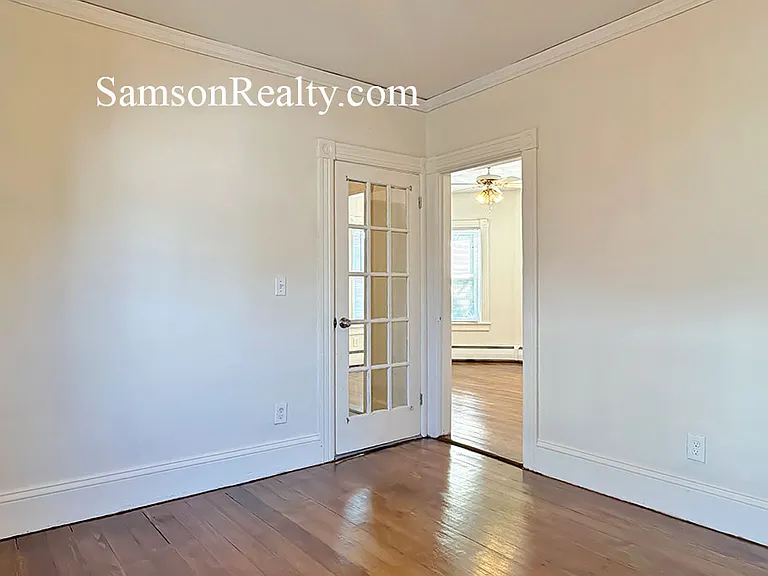 164 Morris Ave — Photo 16