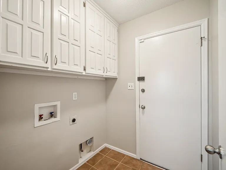 6505 E 47th St S — Photo 20