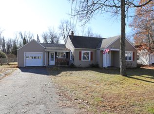 55 Sword Ave, Enfield, CT 06082