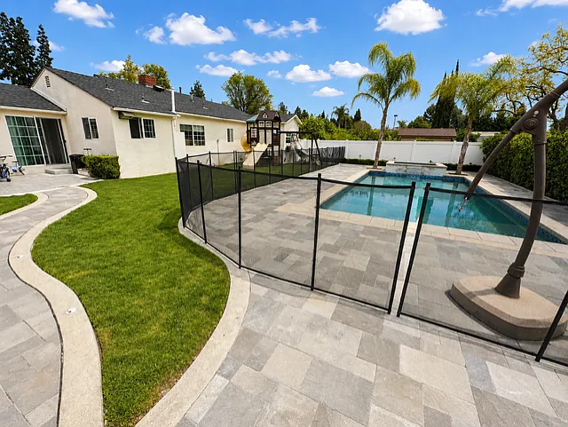 22938 Collins St — Photo 4