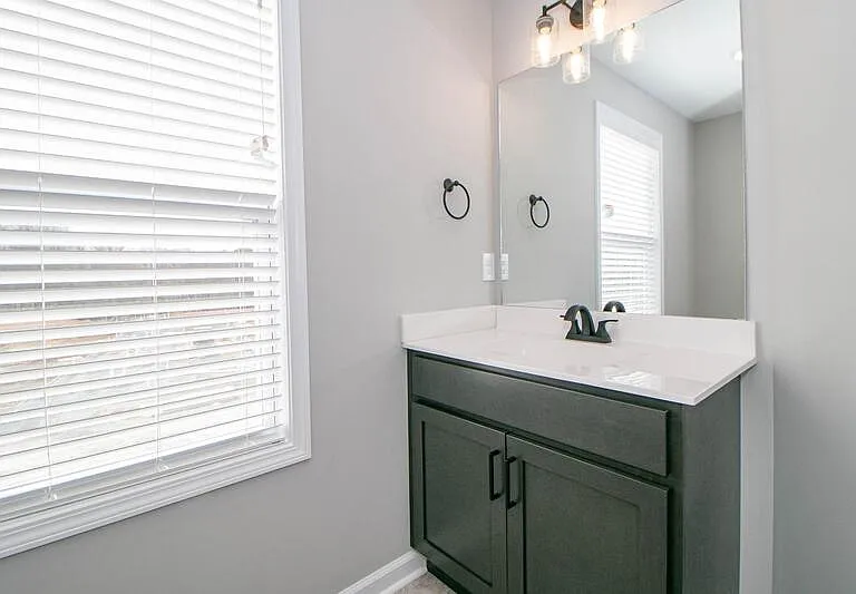 1115 Hillwood Dr — Photo 15
