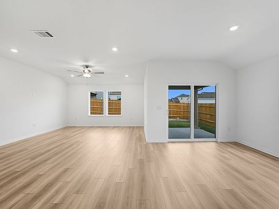 4th image of 14124 Axel Johanson Dr
