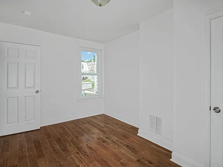 125 Ripka St — Photo 18