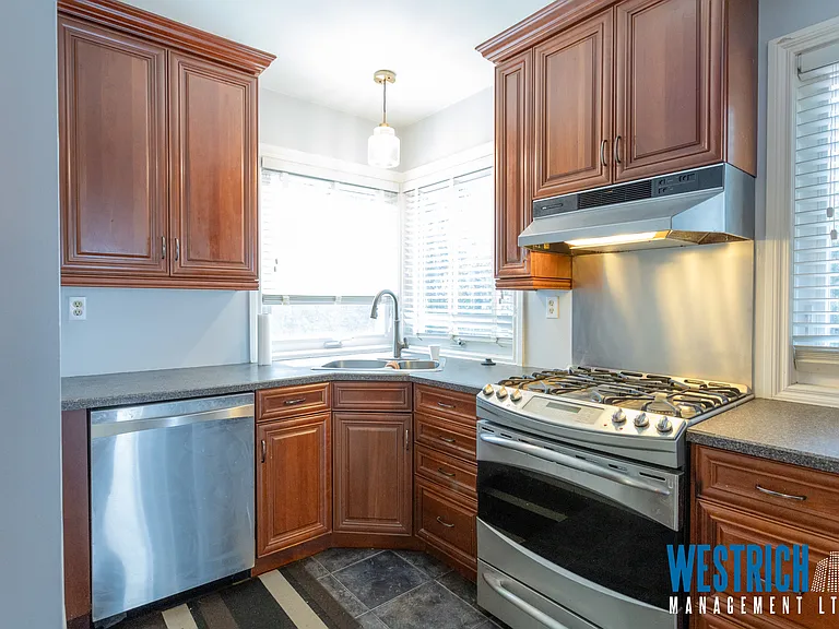 9240 116th St NW — Photo 49