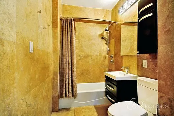 Rented by Sandra Greer Real Estate | media 9