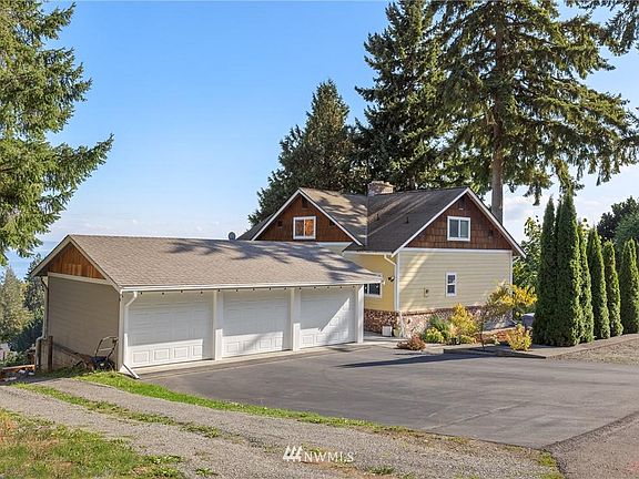 4th image of 7852 SE Monte Bella Pl