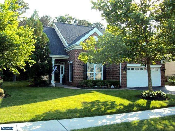 320 Bittlewood Ave photo 1