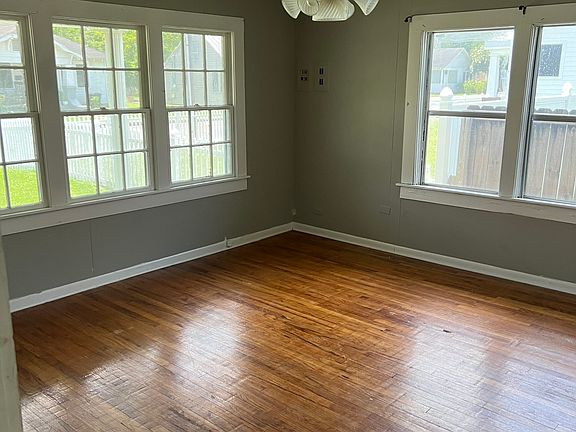 2nd image of 632 Julia St