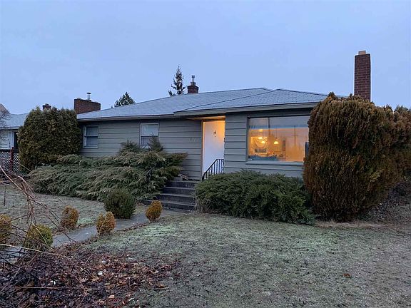 2nd image of 2817 E South Crescent Ave