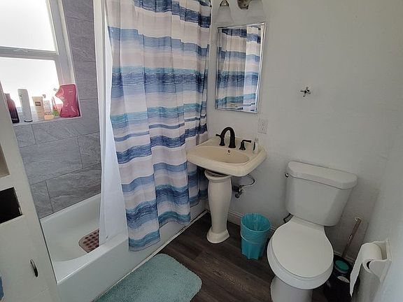 5th image of 4117-4119 E White Ave