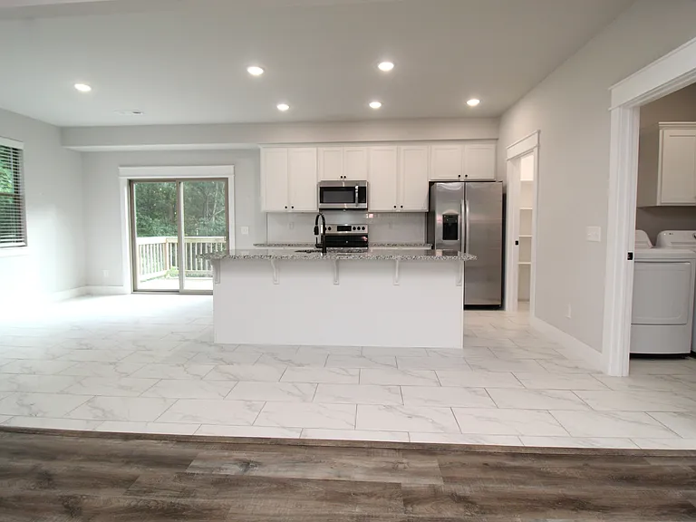 11 Hillswick Dr — Photo 1
