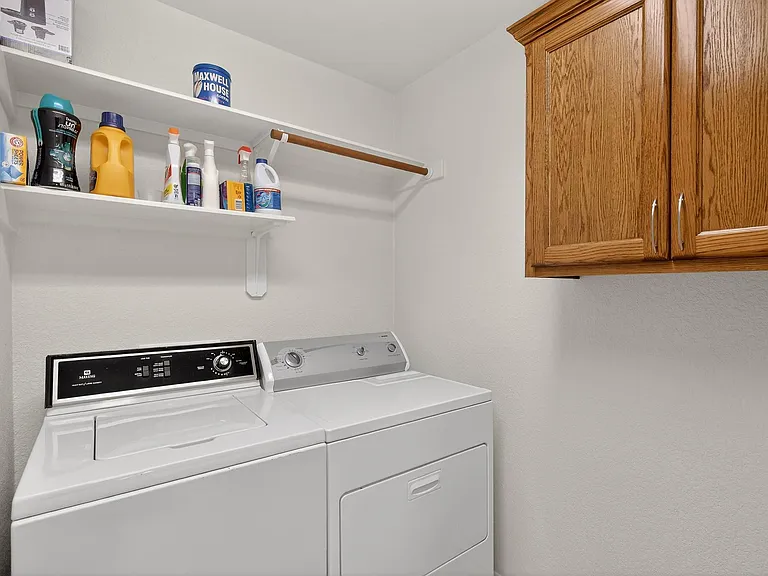 268 Braeburn Cir #B — Photo 15