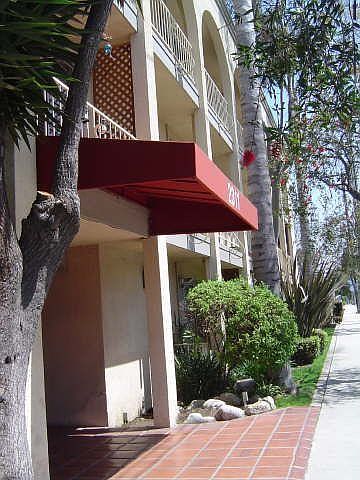 front entrance on 4th Street