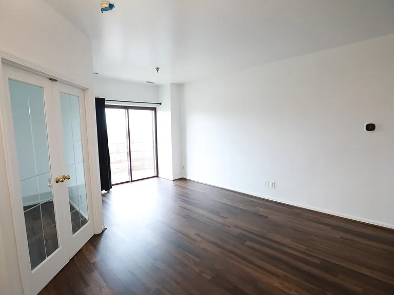 2400 Clarendon Blvd #Penthouse 11 — Photo 32