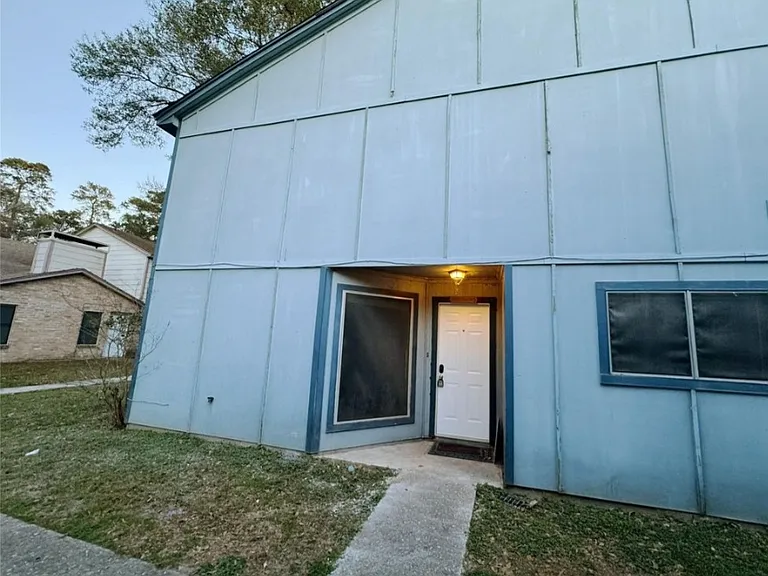 12306 Wild Pine Dr — Photo 2