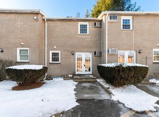 16 Cannongate Rd APT 20, Tyngsboro, MA 01879