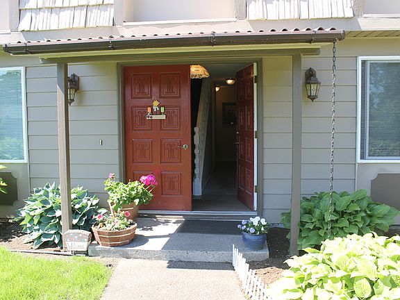 4th image of 6232 NW Lupin Way
